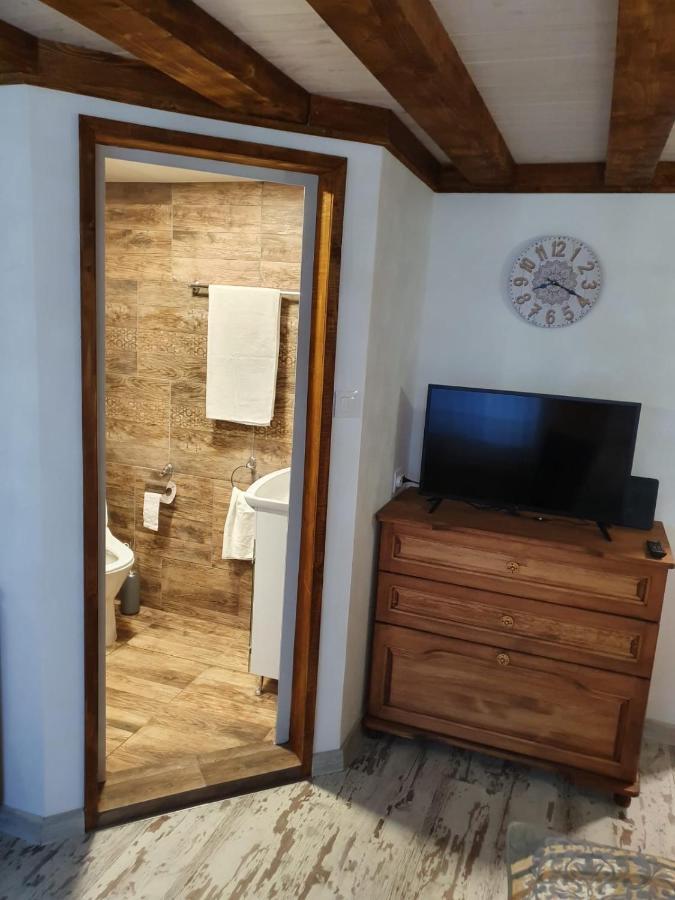 Kashtata S Paraklisa Borovo  Exteriör bild