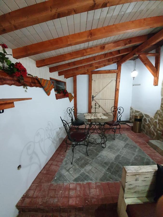 Kashtata S Paraklisa Borovo  Exteriör bild